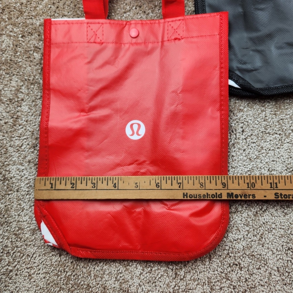 Lululemon Reusable Shopping Tote Bag Set of 3 Red Black White Small Snap Closure - Picture 2 of 5